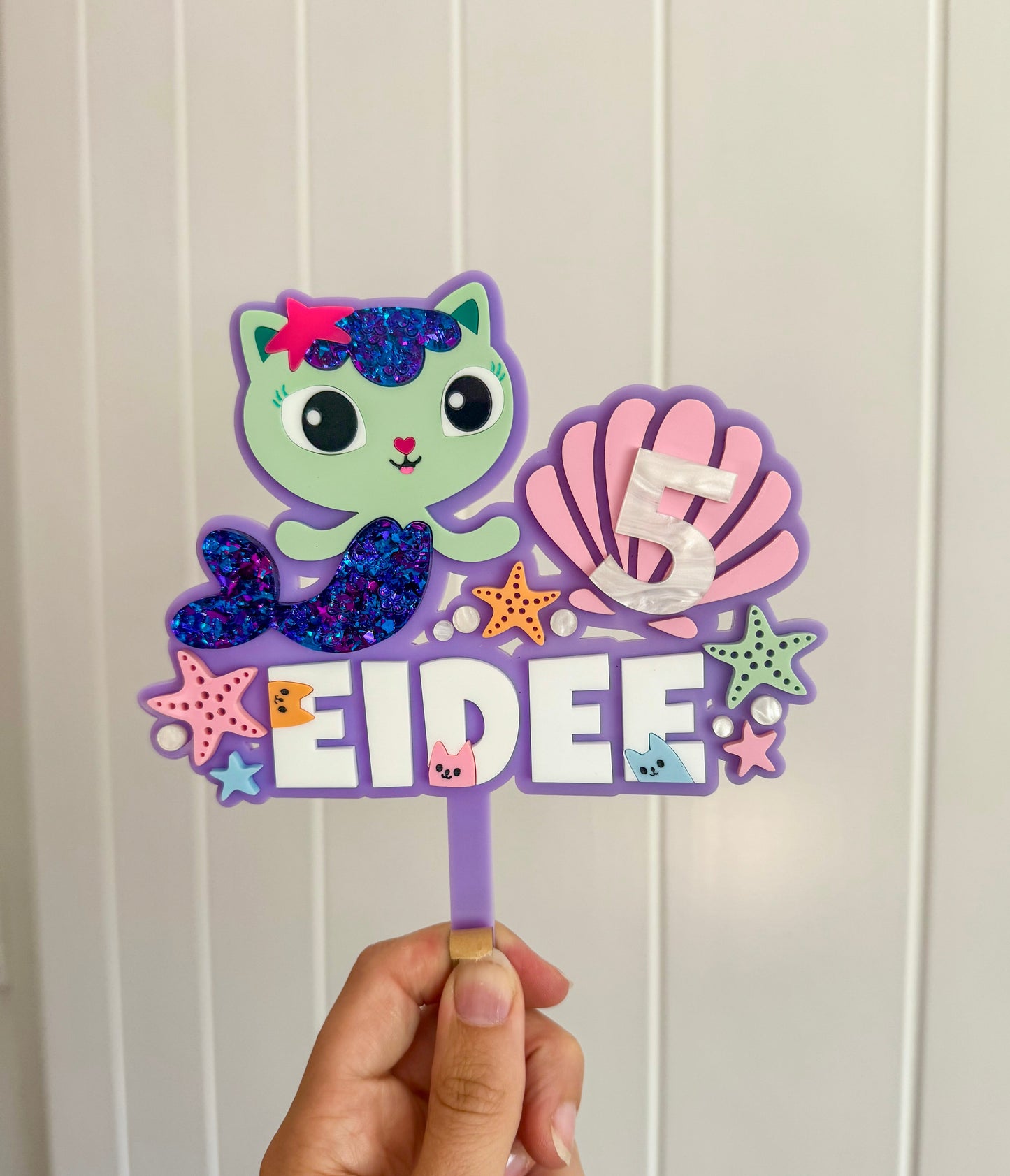 Dollhouse cake topper